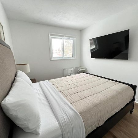 Letitia Heights !C Quiet And Modern Private Bedroom With Shared Bathroom 巴里 外观 照片