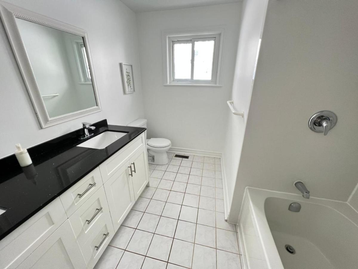 Letitia Heights !C Quiet And Modern Private Bedroom With Shared Bathroom 巴里 外观 照片